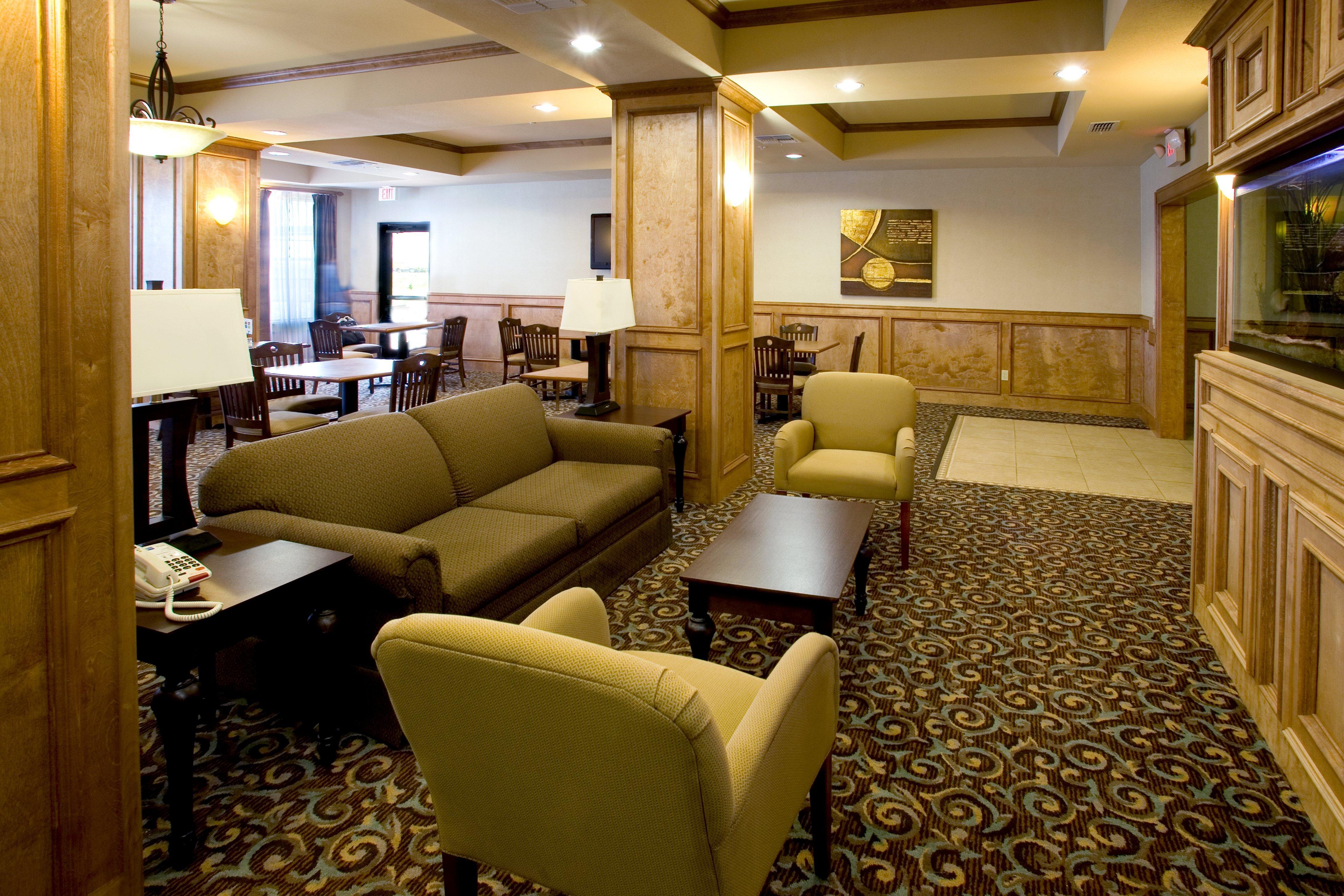 Holiday Inn Express Hotel And Suites Kingsville By Ihg Buitenkant foto