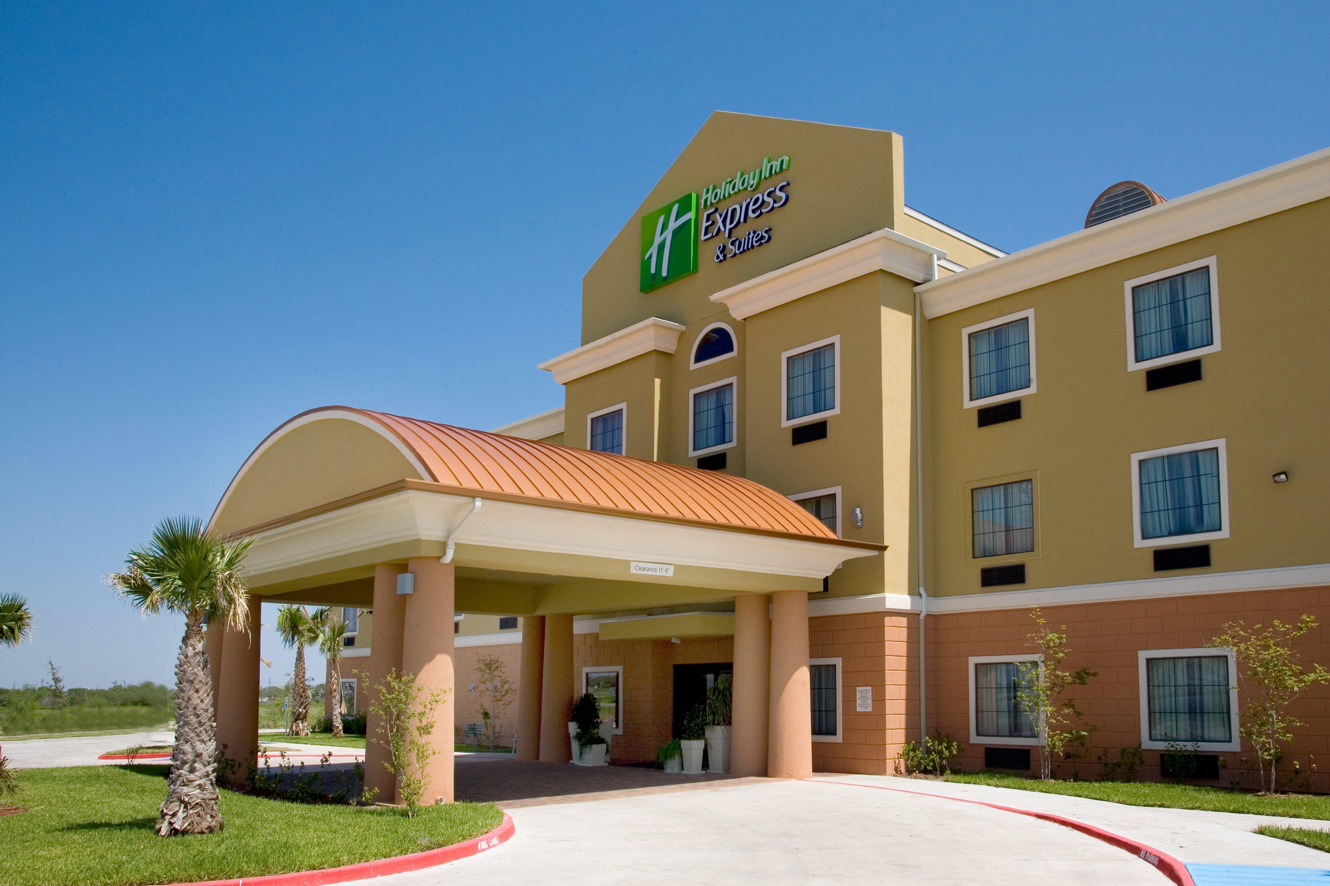 Holiday Inn Express Hotel And Suites Kingsville By Ihg Buitenkant foto